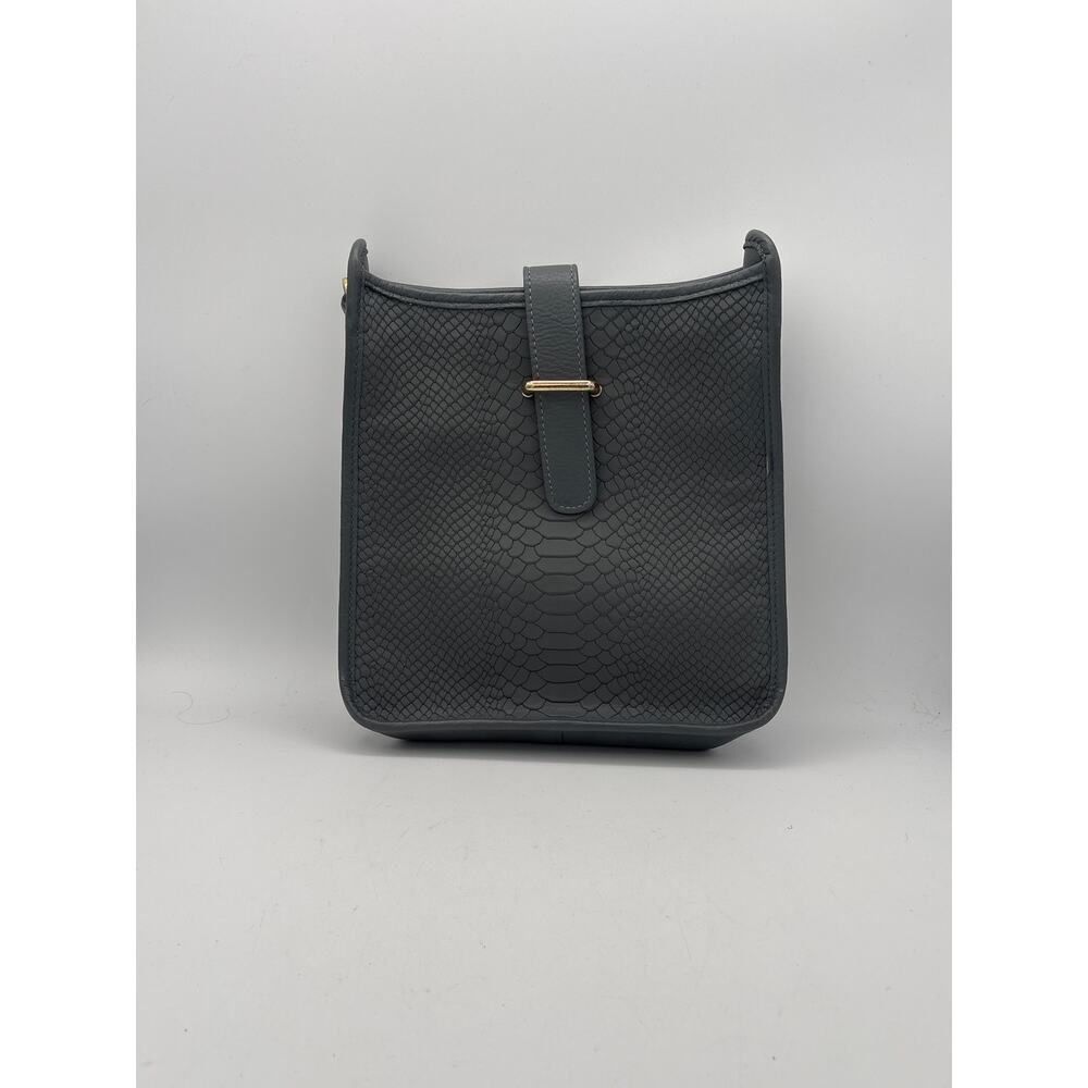 Women’s Gigi New York Gray Leather Crossbody Purse W/ Snakeskin Pattern